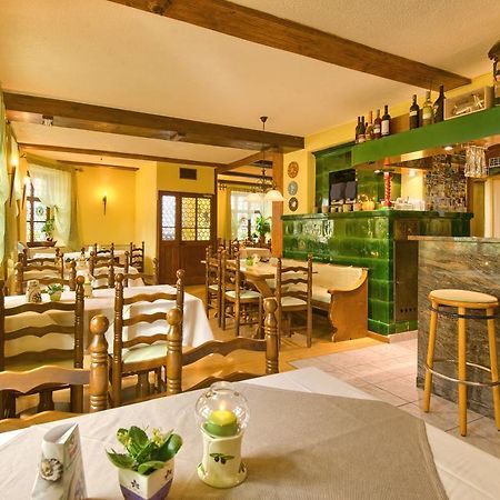 Hotel Sonne Staufen im Breisgau Bagian luar foto