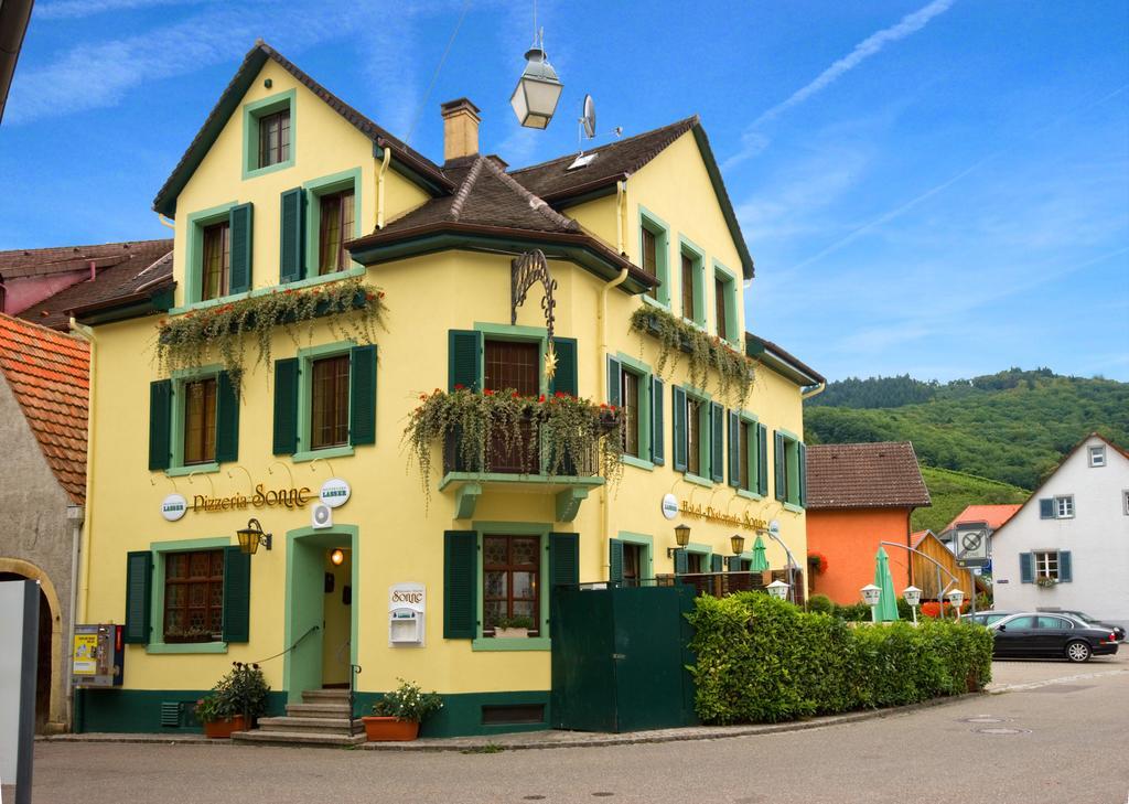 Hotel Sonne Staufen im Breisgau Bagian luar foto
