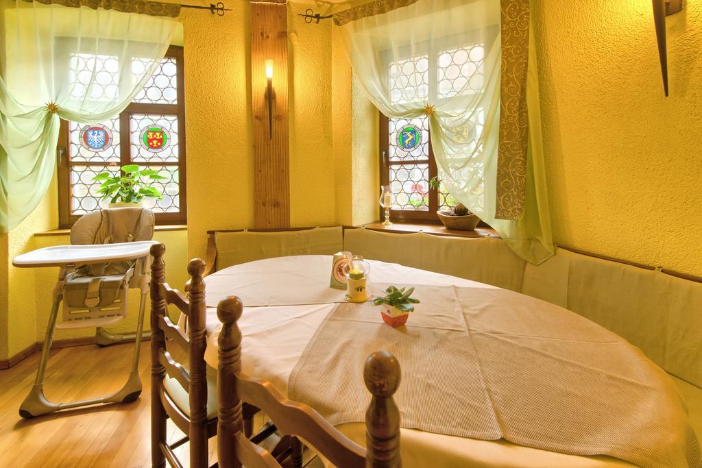 Hotel Sonne Staufen im Breisgau Bagian luar foto