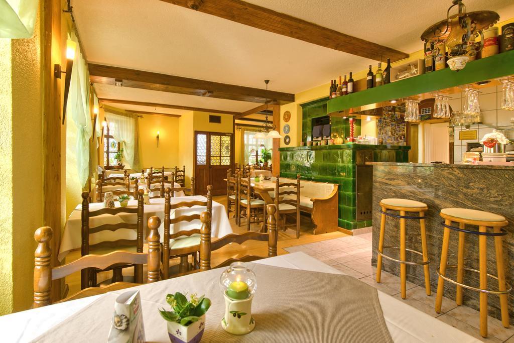Hotel Sonne Staufen im Breisgau Bagian luar foto