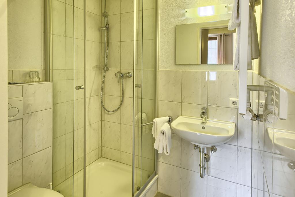 Hotel Sonne Staufen im Breisgau Bagian luar foto